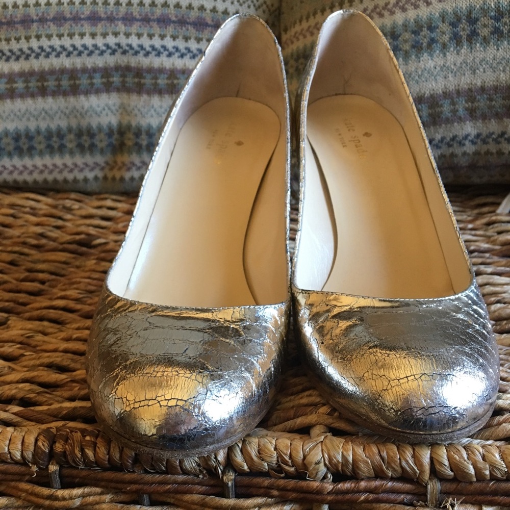Kate Spade heels ❤️ - Picture 5 of 8